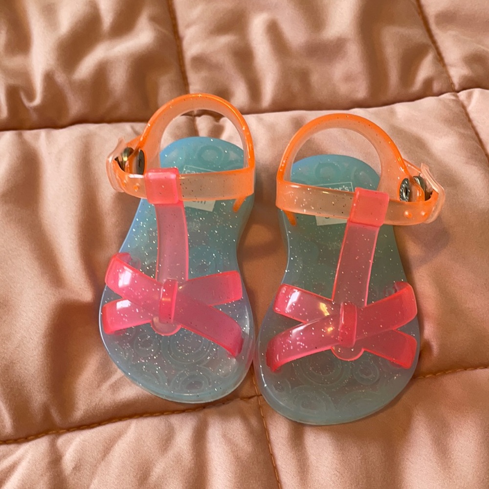Carter’s jelly sandals size 3-6 months.